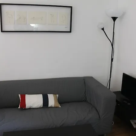 Apartment Santiago 27 *